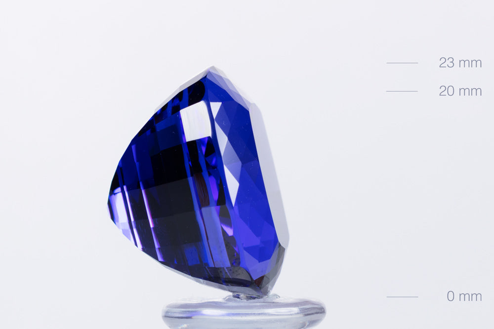 Tanzanite Cushion 65,21ct