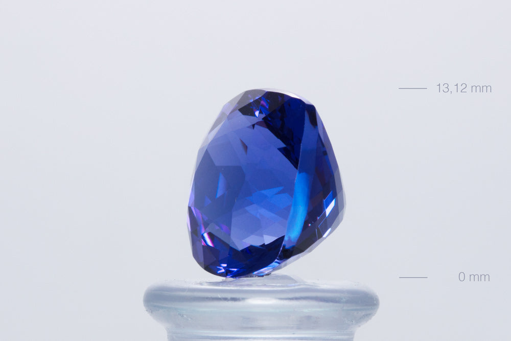 Tanzanite Cushion 12,41 ct