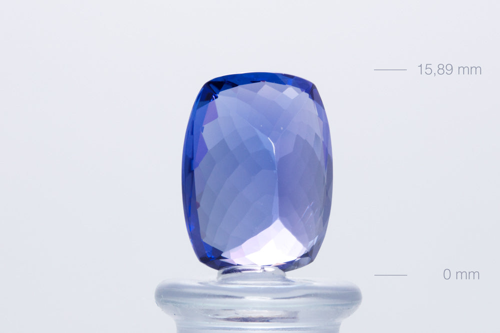 Tanzanite Cushion 12,35 ct