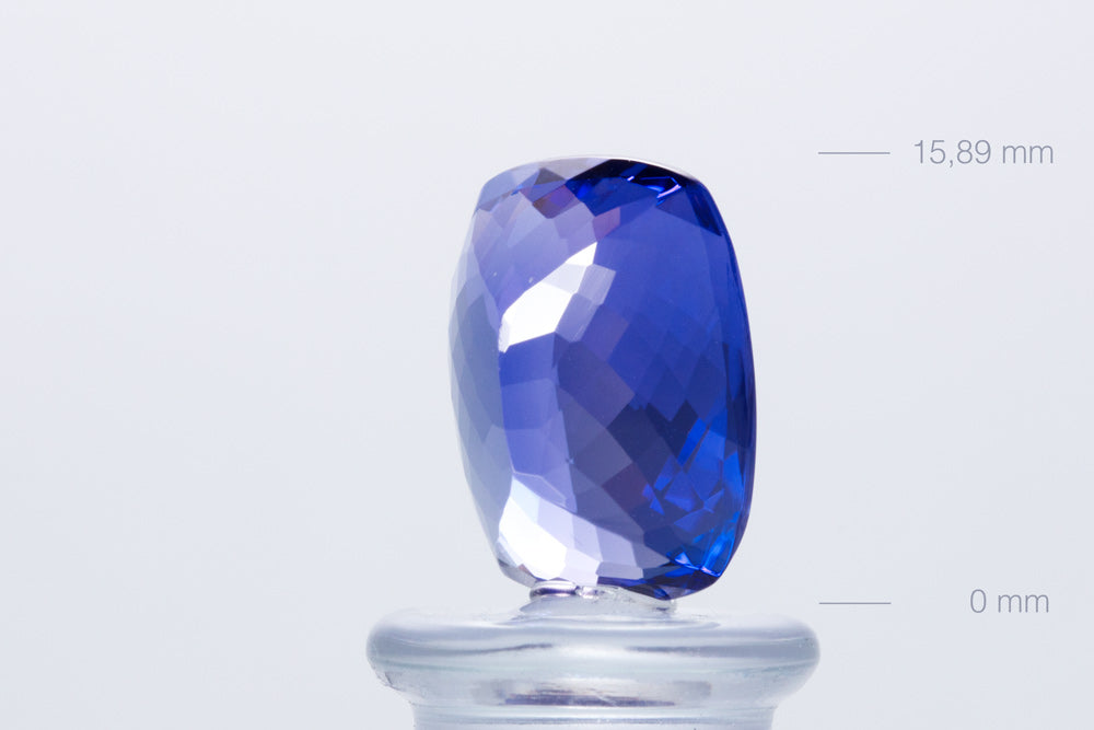 Tanzanite Cushion 12,35 ct