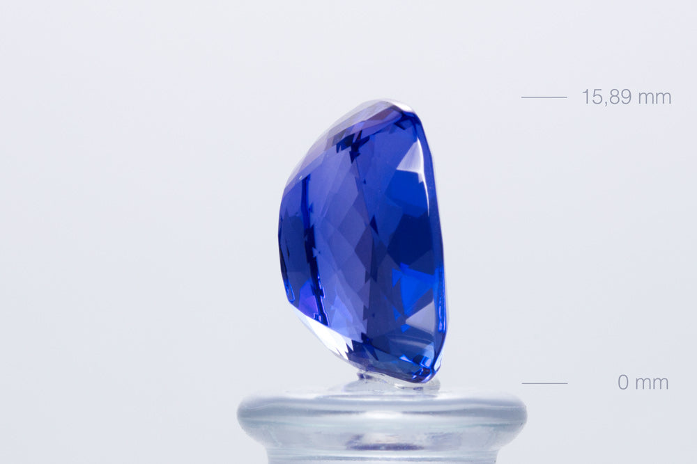 Tanzanite Cushion 12,35 ct