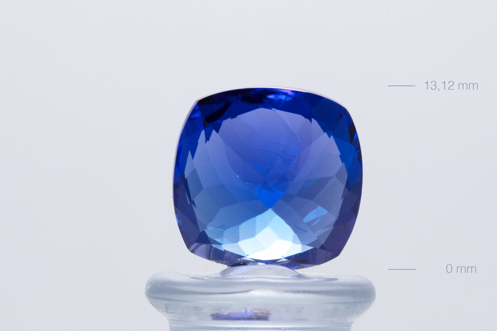 Tanzanite Cushion 12,41 ct