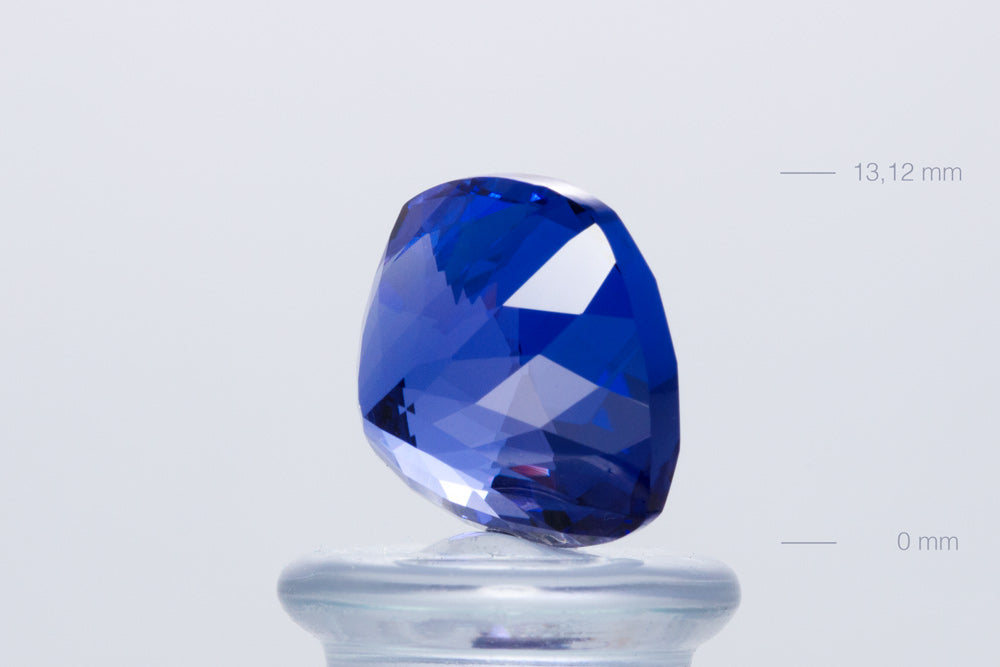 Tanzanite Cushion 12,41 ct