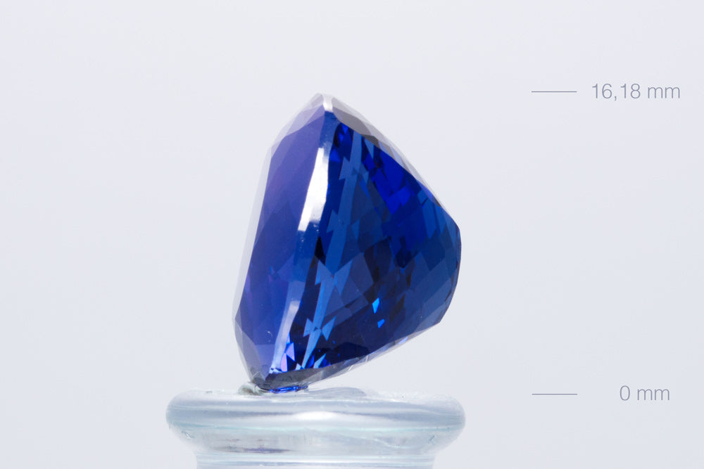 Tanzanite Cushion 20,54 ct