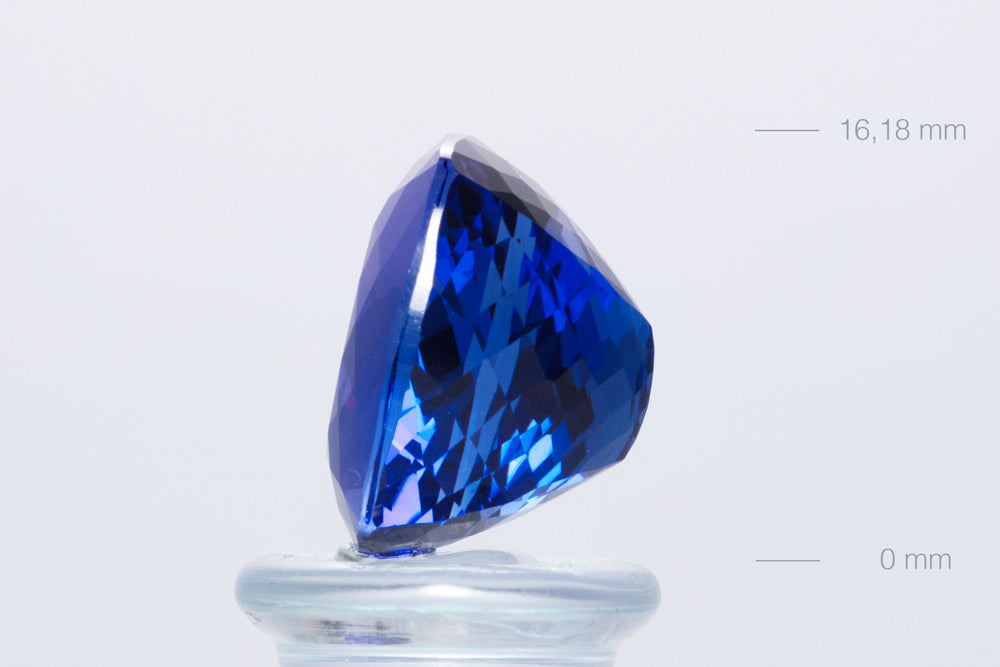 Tanzanite Cushion 20,54 ct