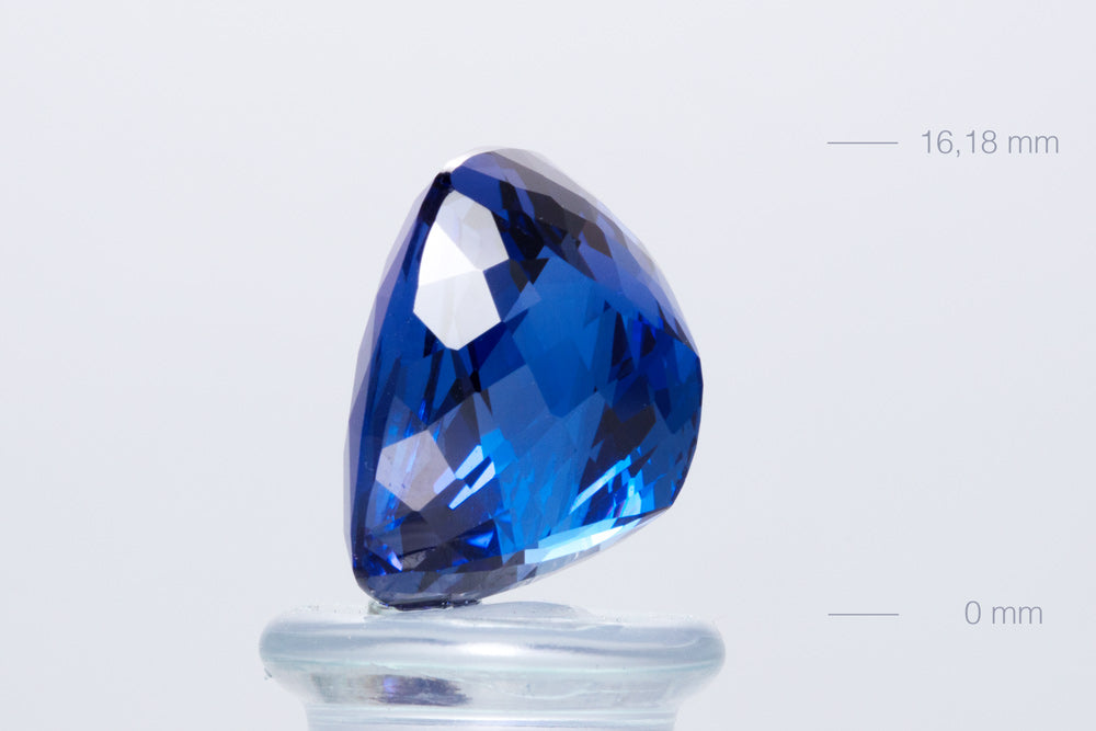Tanzanite Cushion 20,54 ct