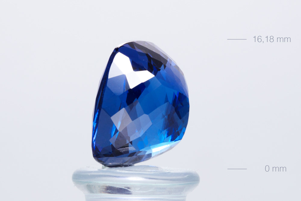 Tanzanite Cushion 20,54 ct