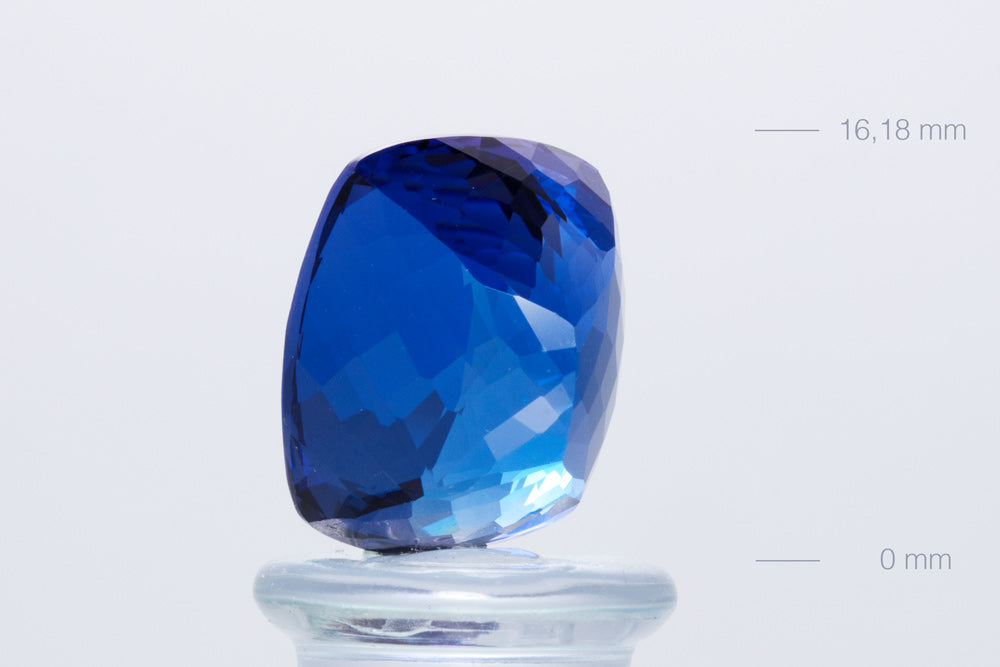 Tanzanite Cushion 20,54 ct