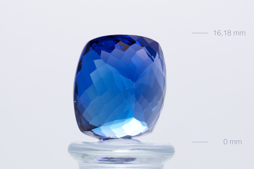 Tanzanite Cushion 20,54 ct