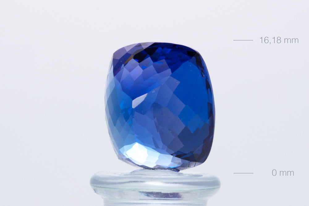 Tanzanite Cushion 20,54 ct