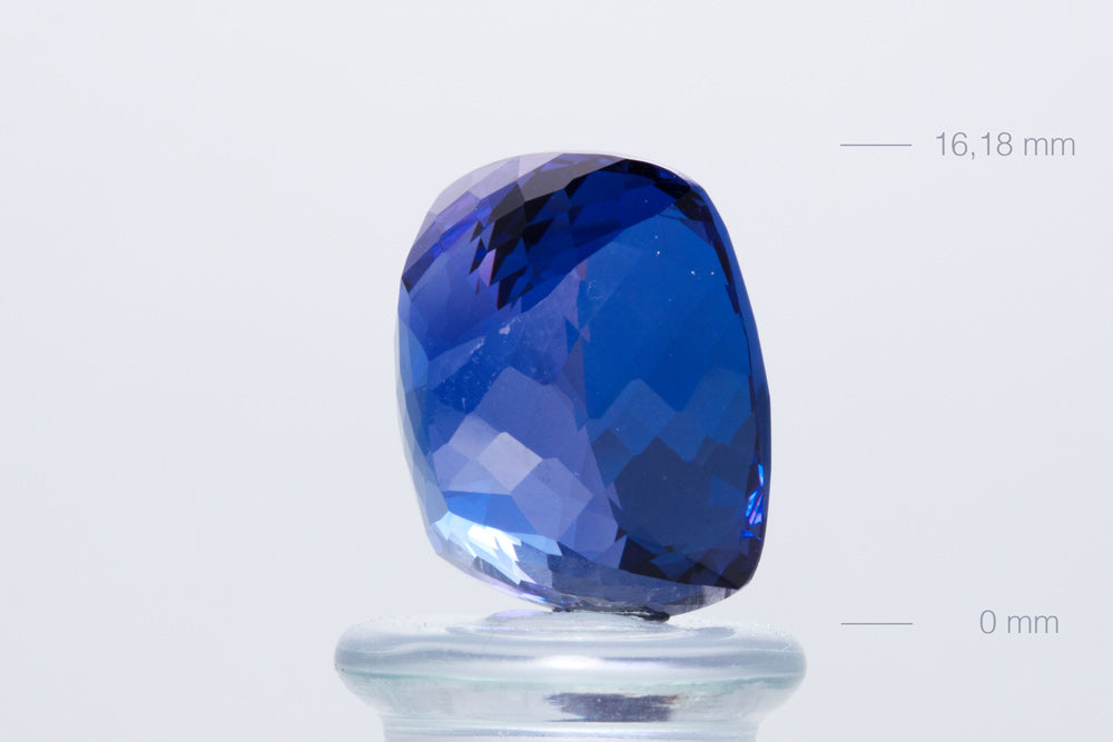 Tanzanite Cushion 20,54 ct