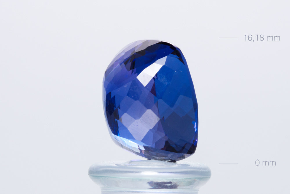 Tanzanite Cushion 20,54 ct