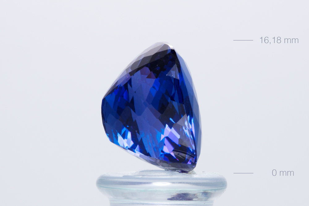 Tanzanite Cushion 20,54 ct