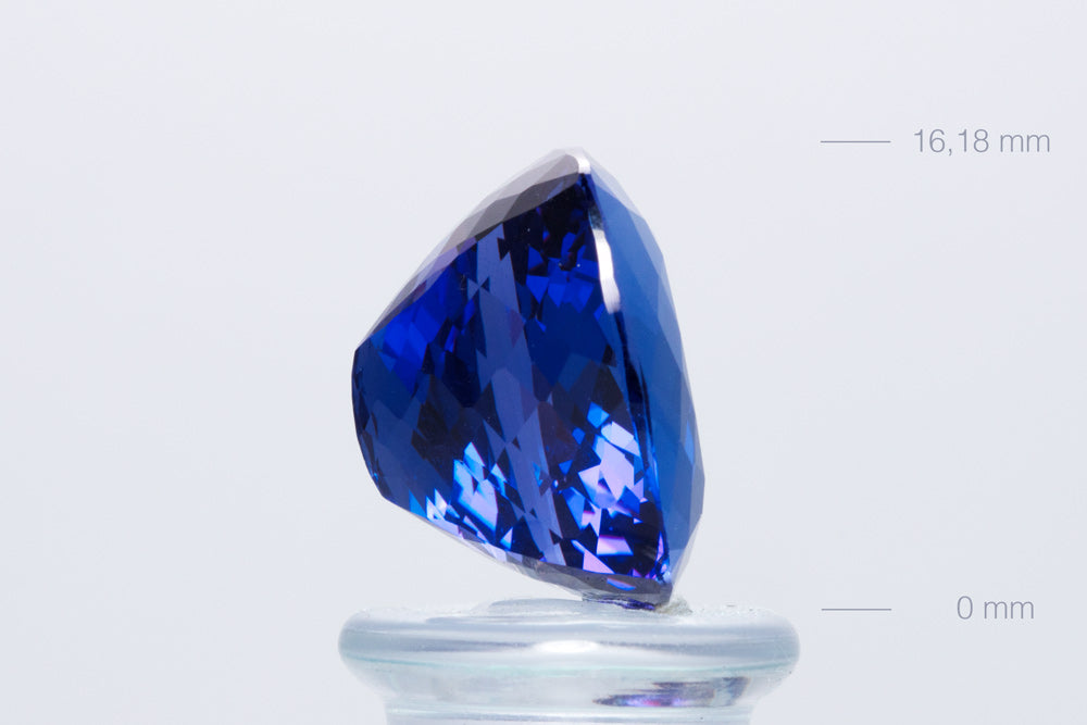 Tanzanite Cushion 20,54 ct