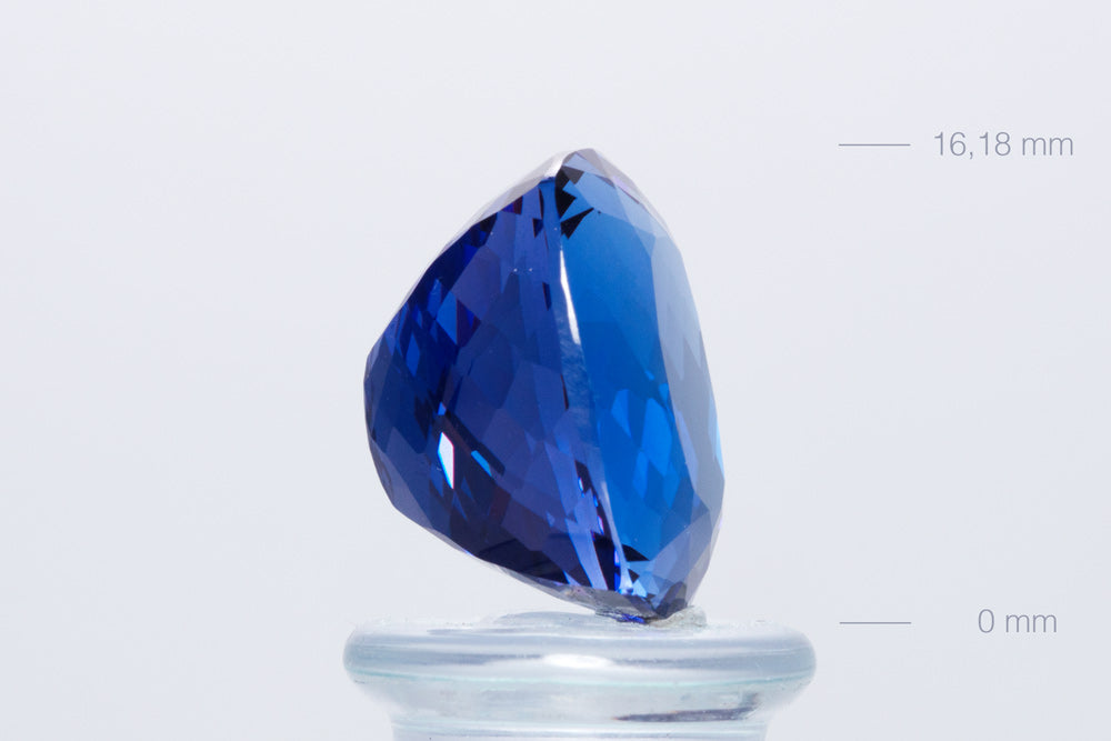 Tanzanite Cushion 20,54 ct