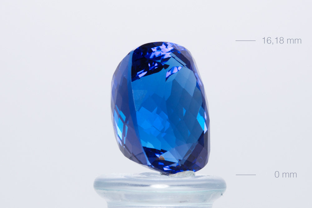 Tanzanite Cushion 20,54 ct